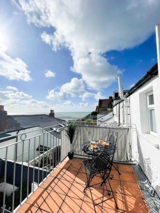 Вилла *Stunning* The Botanist Rest Ventnor Iow Экстерьер фото